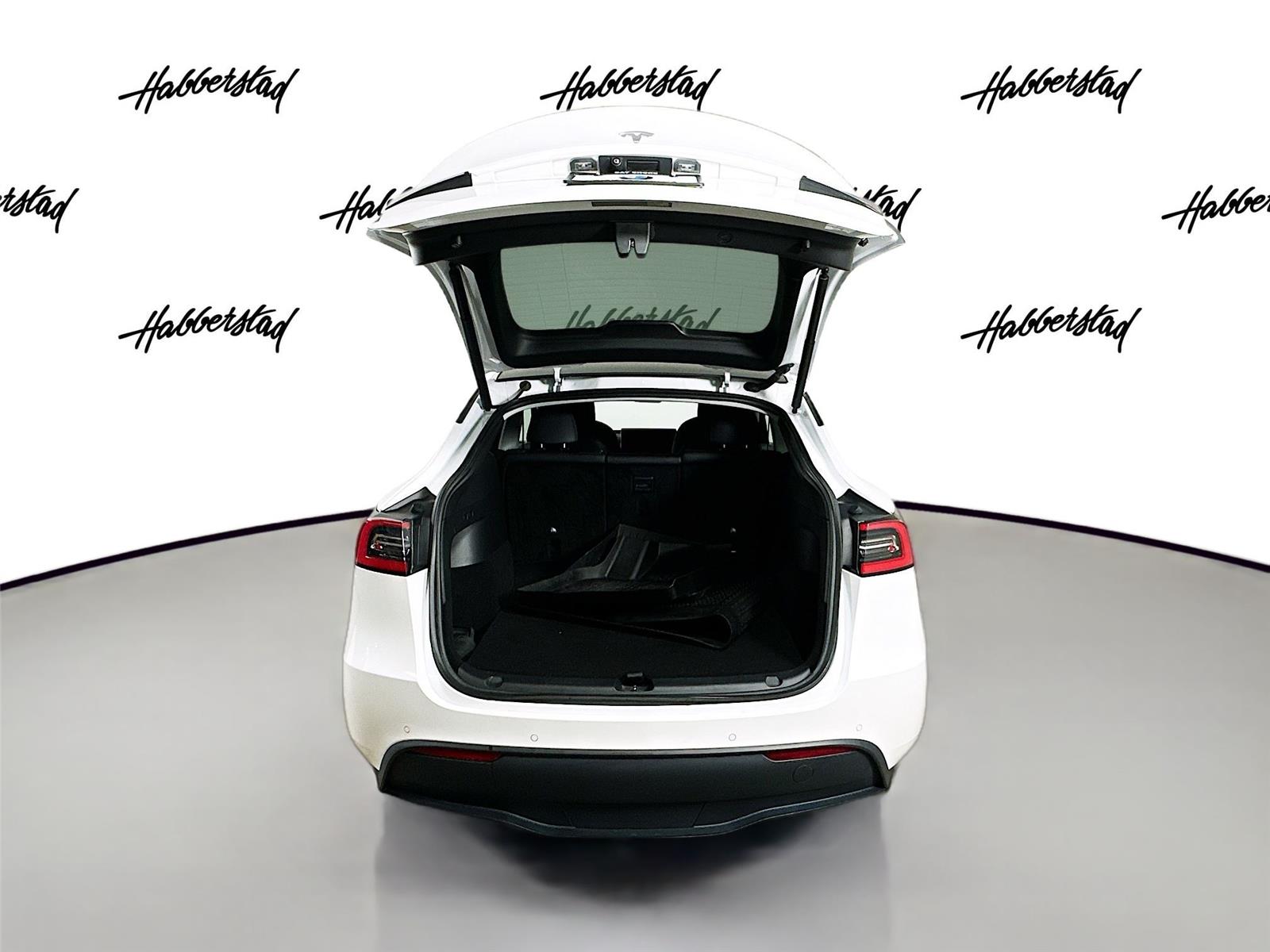 2021 Tesla Model Y Long Range photo 26