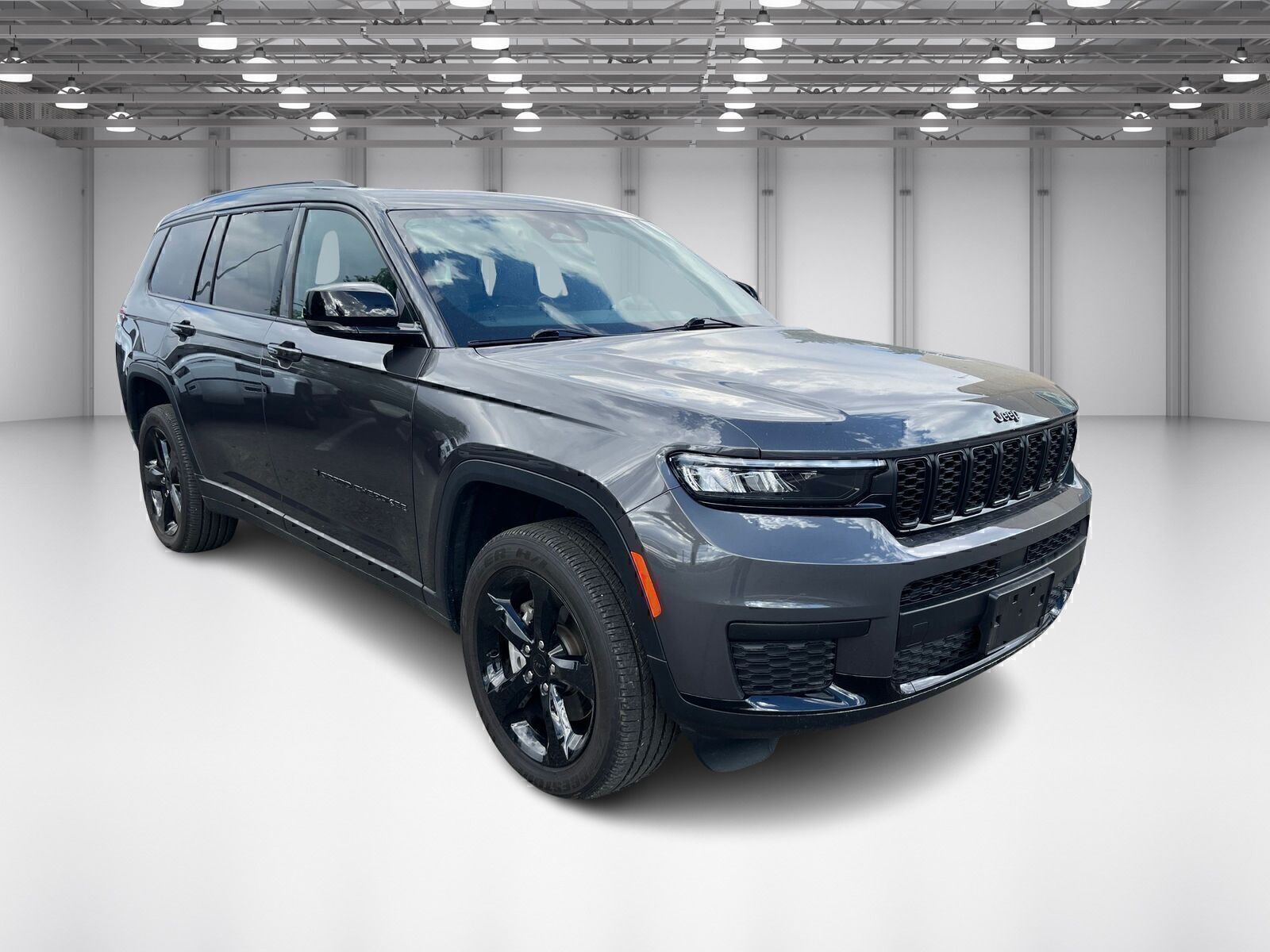 2024 Jeep Grand Cherokee Altitude X photo 3