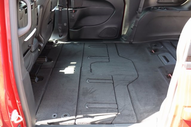 2026 Chrysler Pacifica Limited S Appearance photo 40