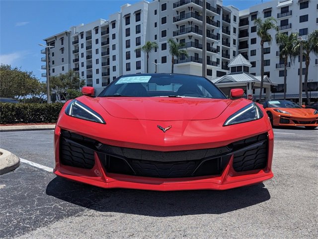 2025 Chevrolet Corvette Z06 3LZ photo 3