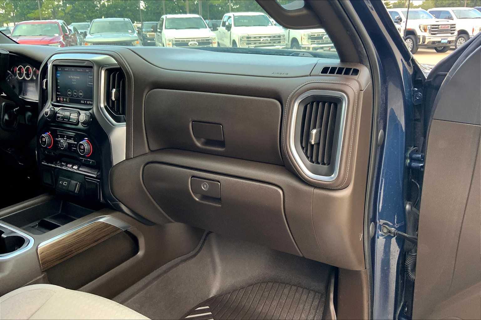 2021 Chevrolet Silverado 1500 LT Trail Boss photo 32
