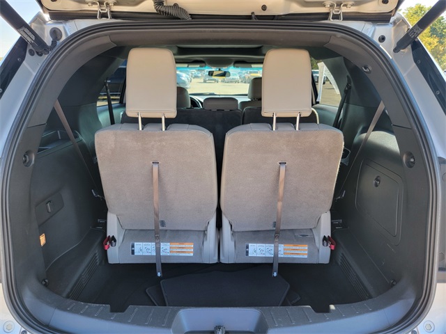 2014 Ford Explorer XLT photo 36