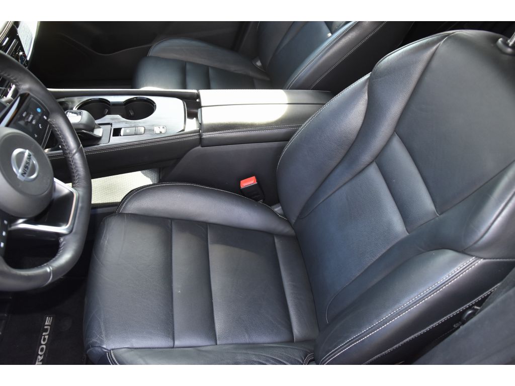 2021 Nissan Rogue SL photo 9