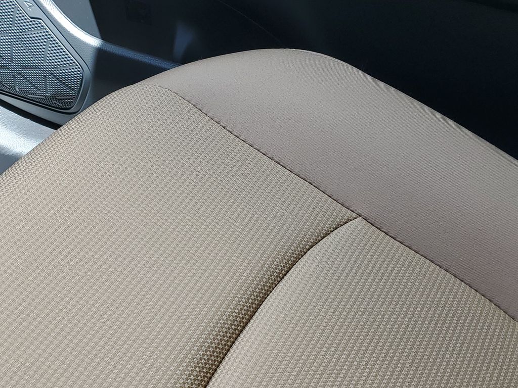 2025 Toyota RAV4 Hybrid LE photo 24