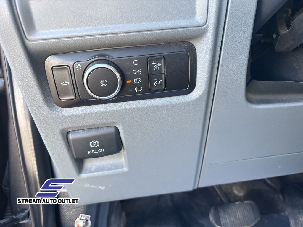 2023 Ford F-150 XLT photo 19