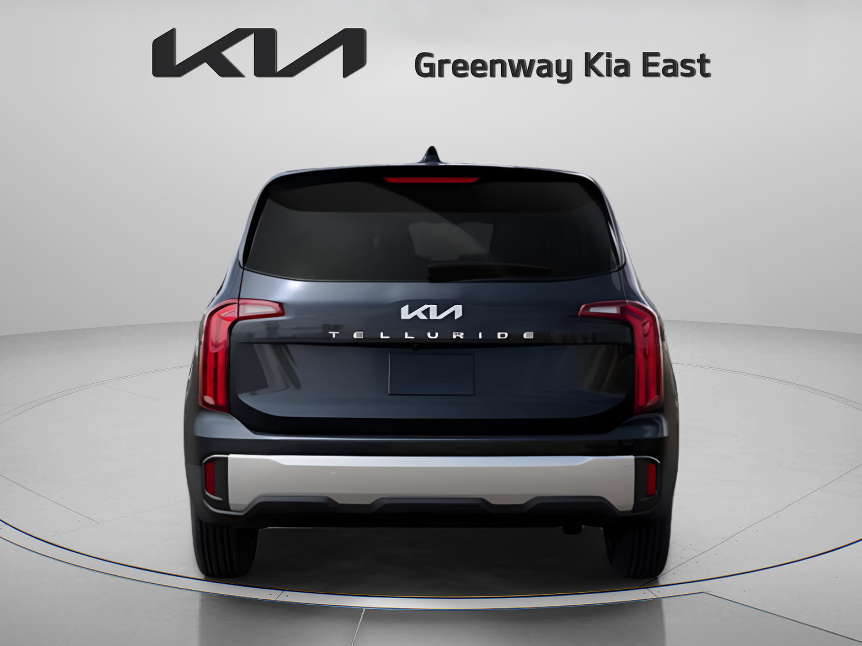 2025 Kia Telluride LX photo 3
