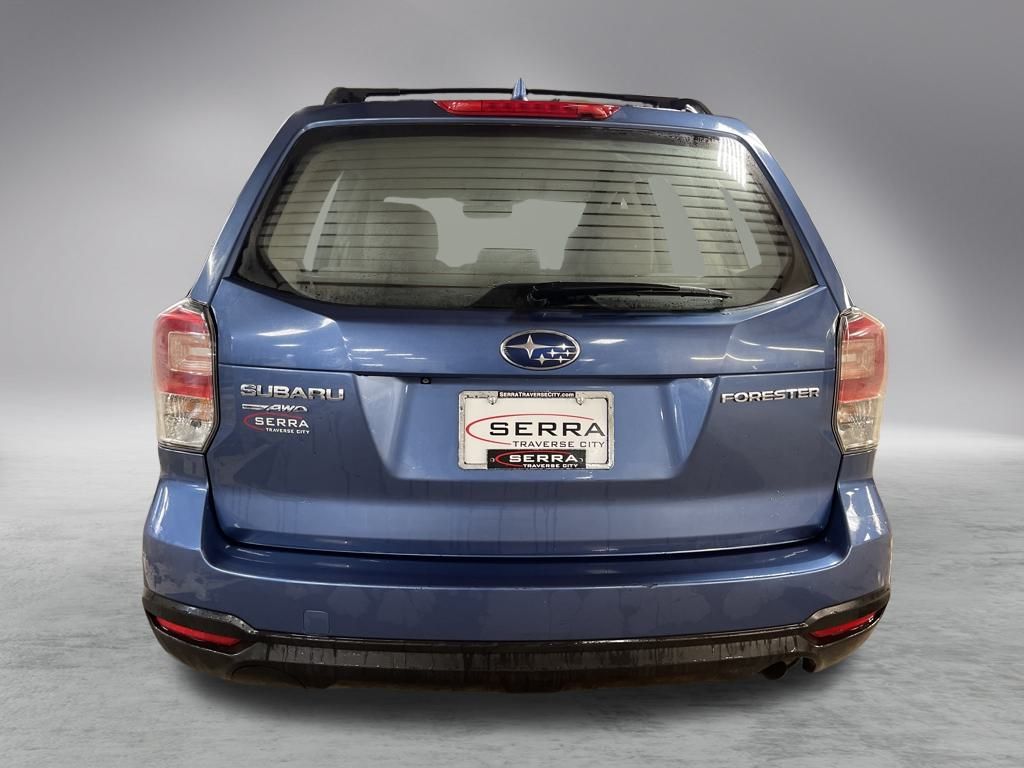 2018 Subaru Forester 2.5i photo 4