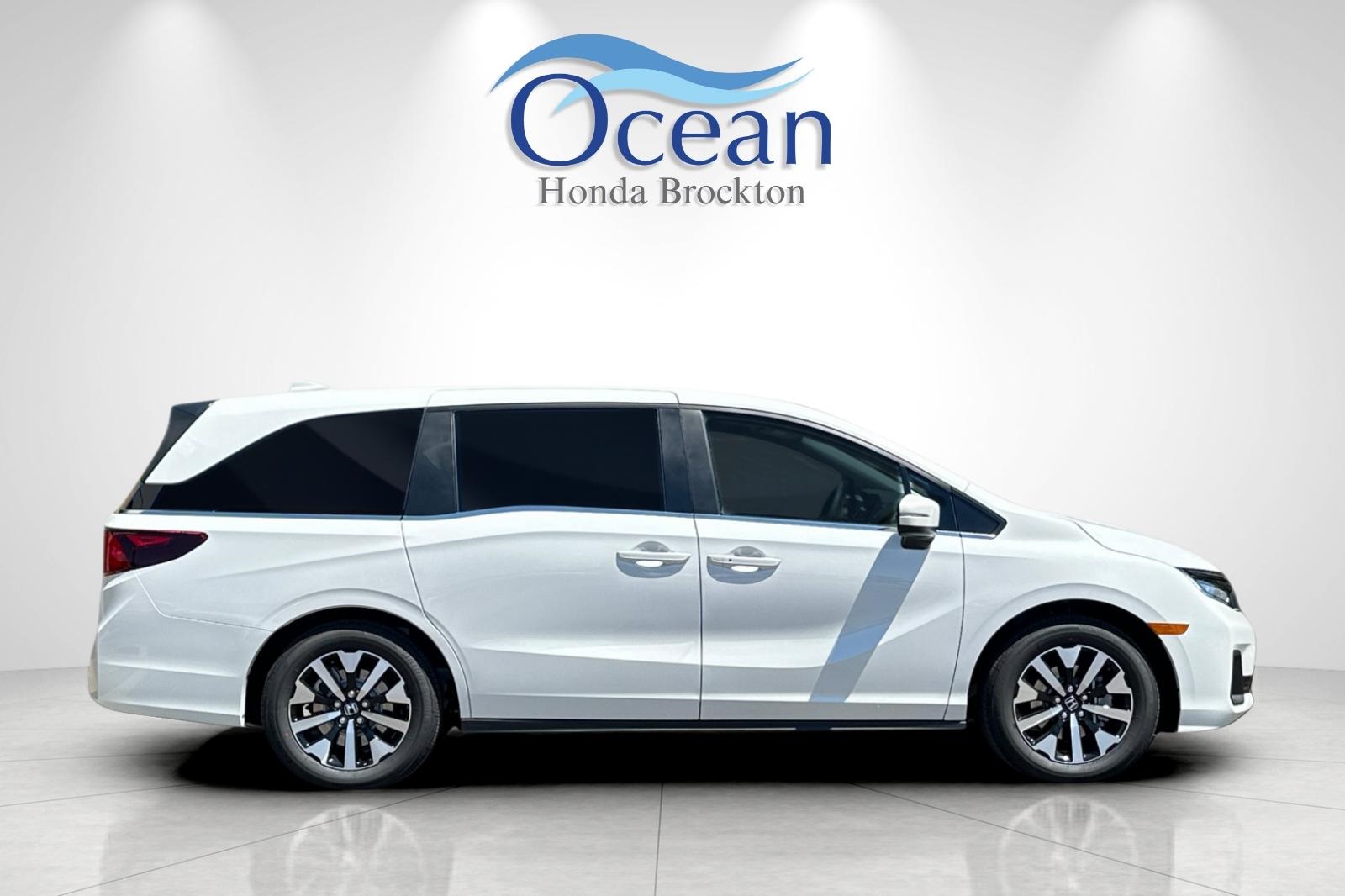 2025 Honda Odyssey EX-L photo 6