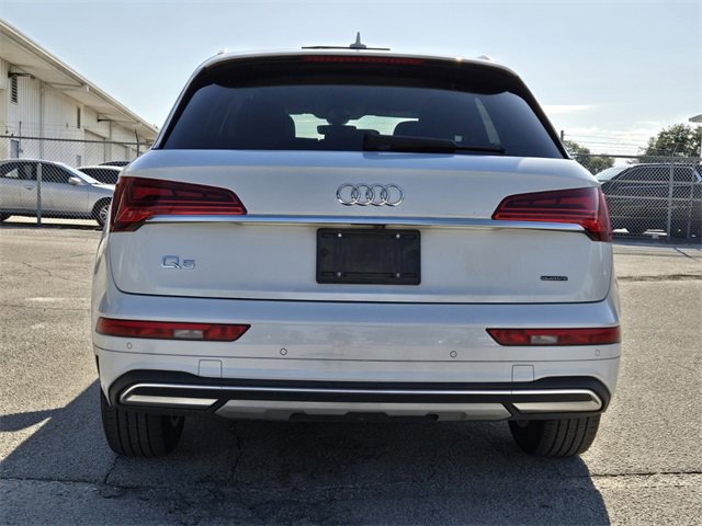 2021 Audi Q5 Premium 45 TFSI photo 4