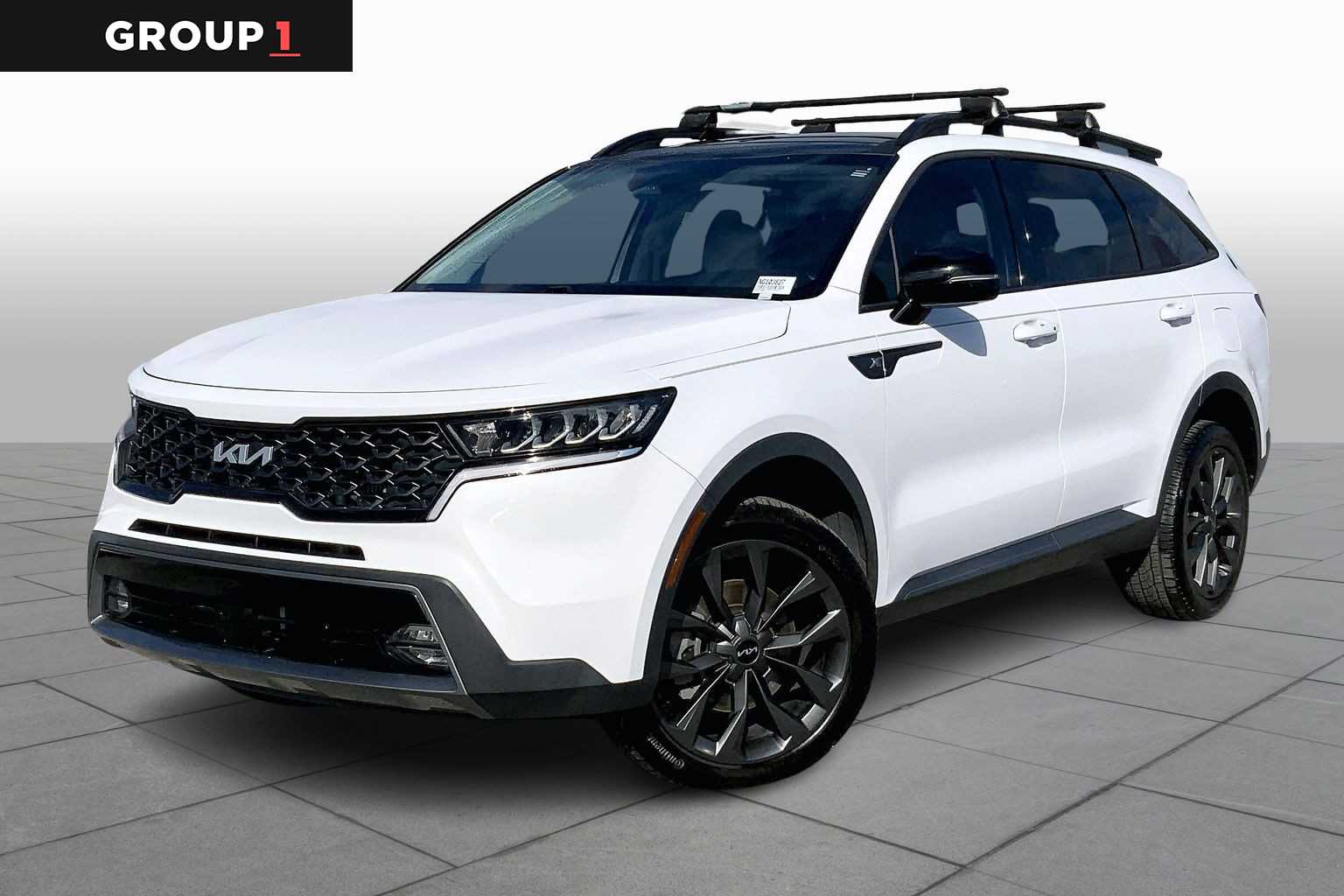 2022 Kia Sorento X-Line EX's photo