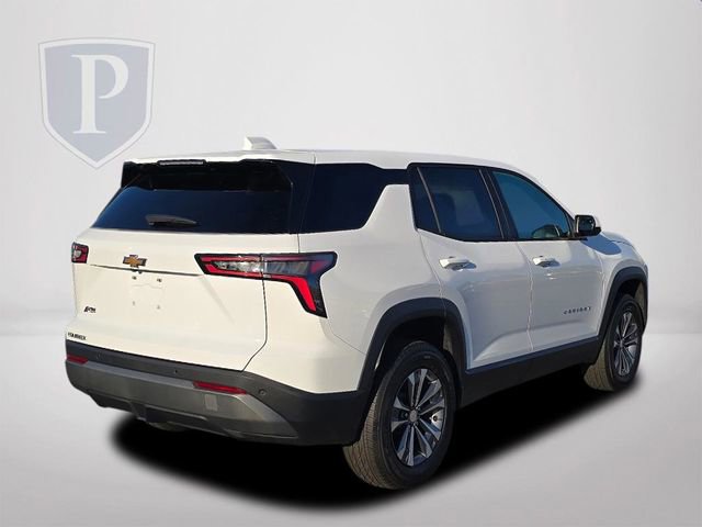 2026 Chevrolet Equinox LT photo 2