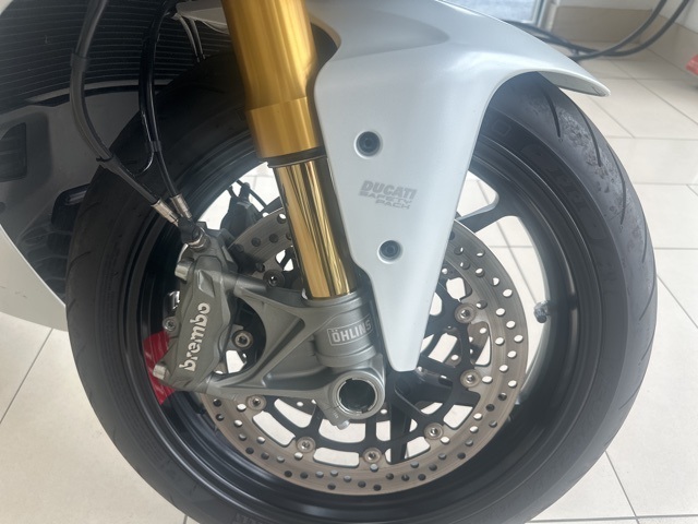 2021 Ducati Supersport Ducati SuperSport photo 3