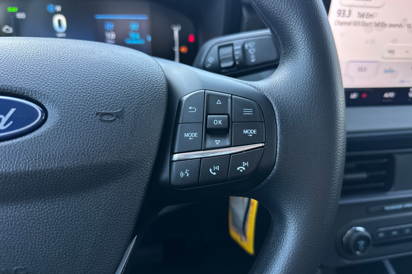 2025 Ford Maverick XL photo 27