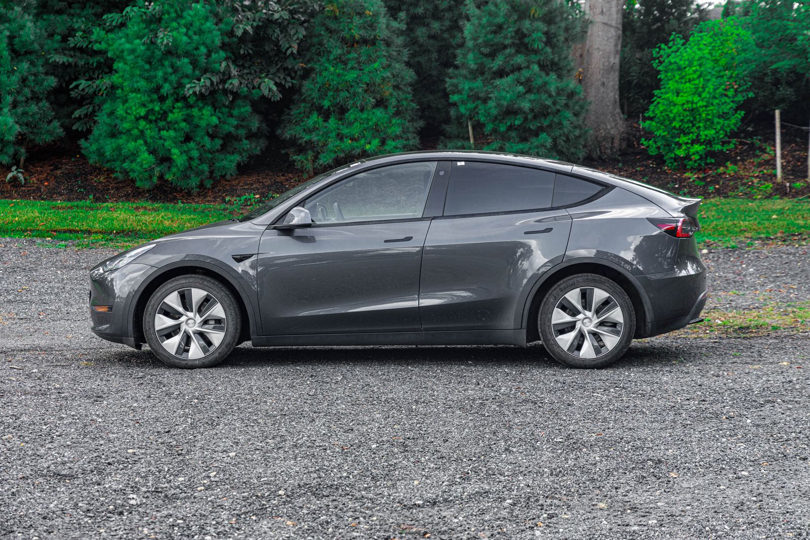 2023 Tesla Model Y Long Range photo 4
