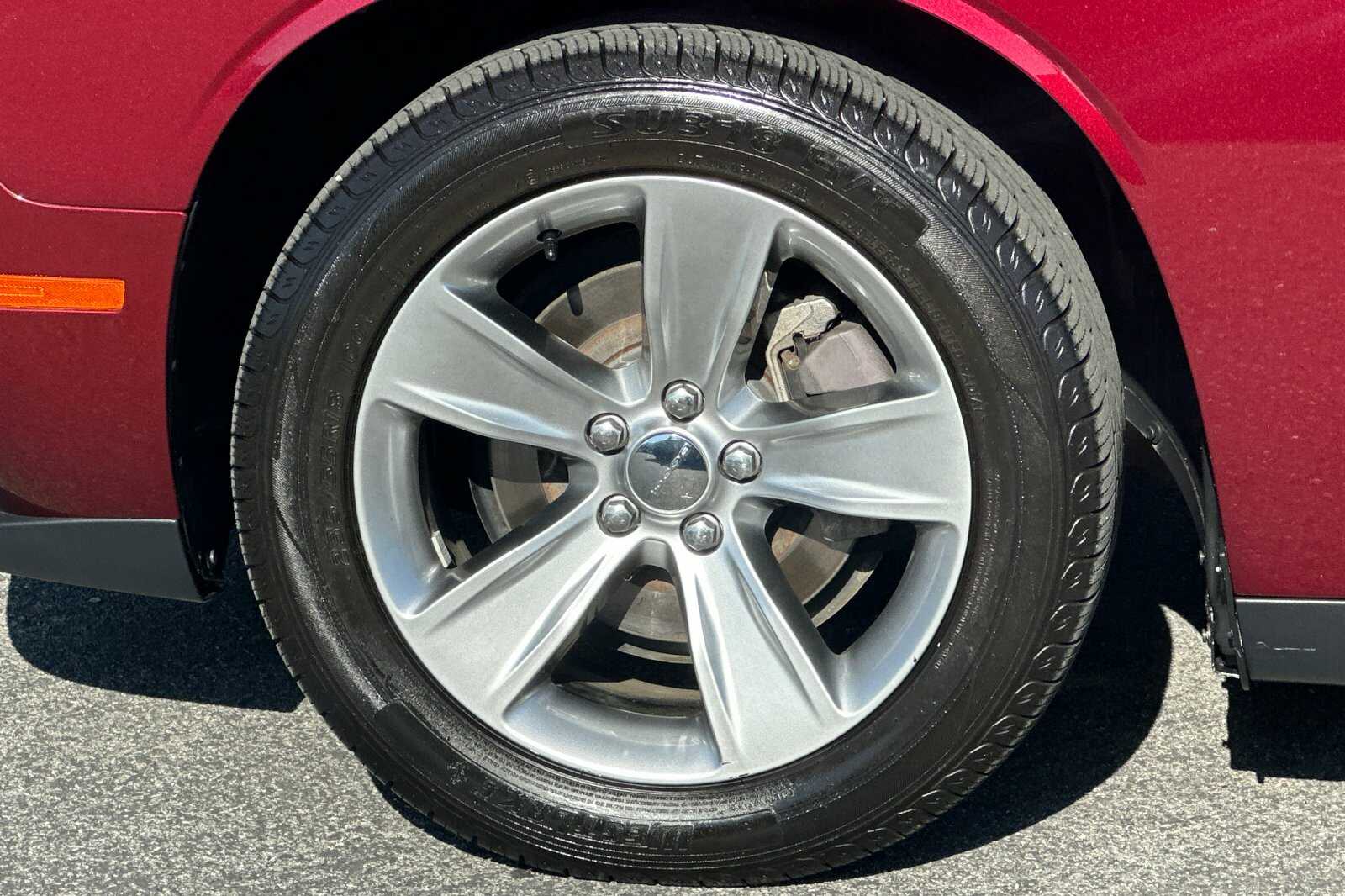 2019 Dodge Challenger SXT photo 24