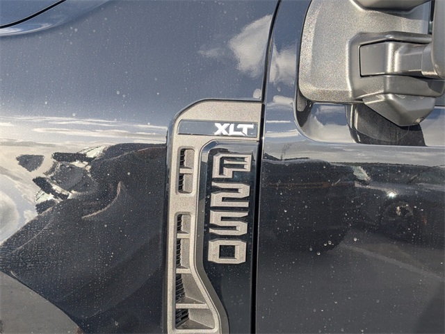 2026 Ford F-250 XLT photo 6