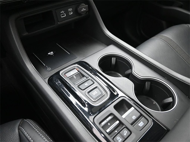 2025 Honda Pilot Touring photo 27