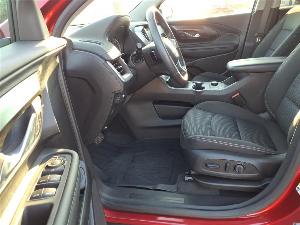 2024 Gmc Terrain SLE photo 10
