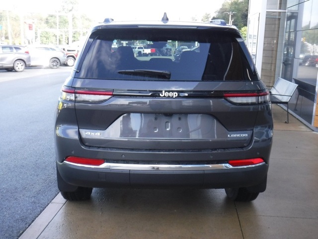 2025 Jeep Grand Cherokee Laredo X photo 8