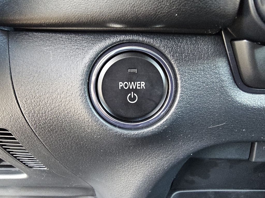 2025 Mazda CX-50 Premium Plus photo 32
