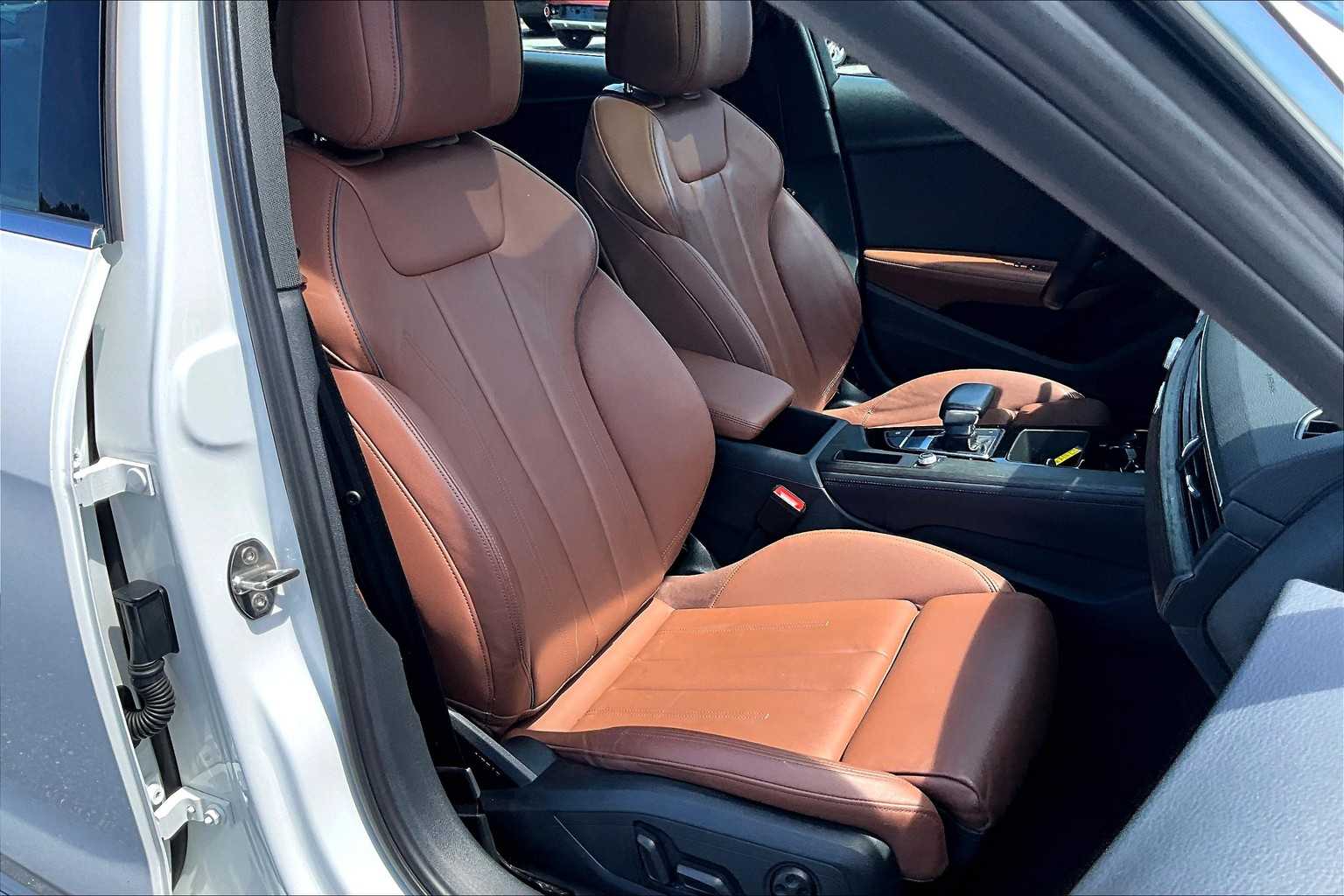 2022 Audi A4 S line Quattro Premium Plus photo 8