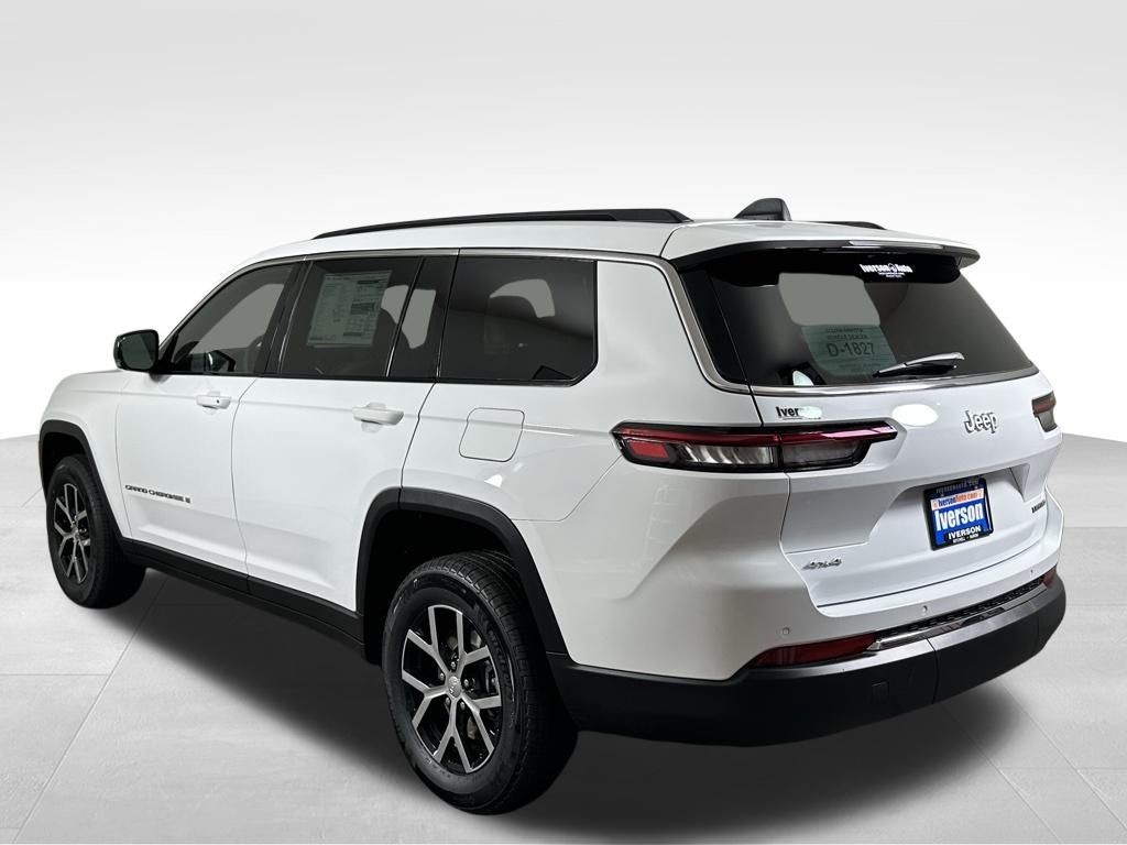 2025 Jeep Grand Cherokee Limited photo 5