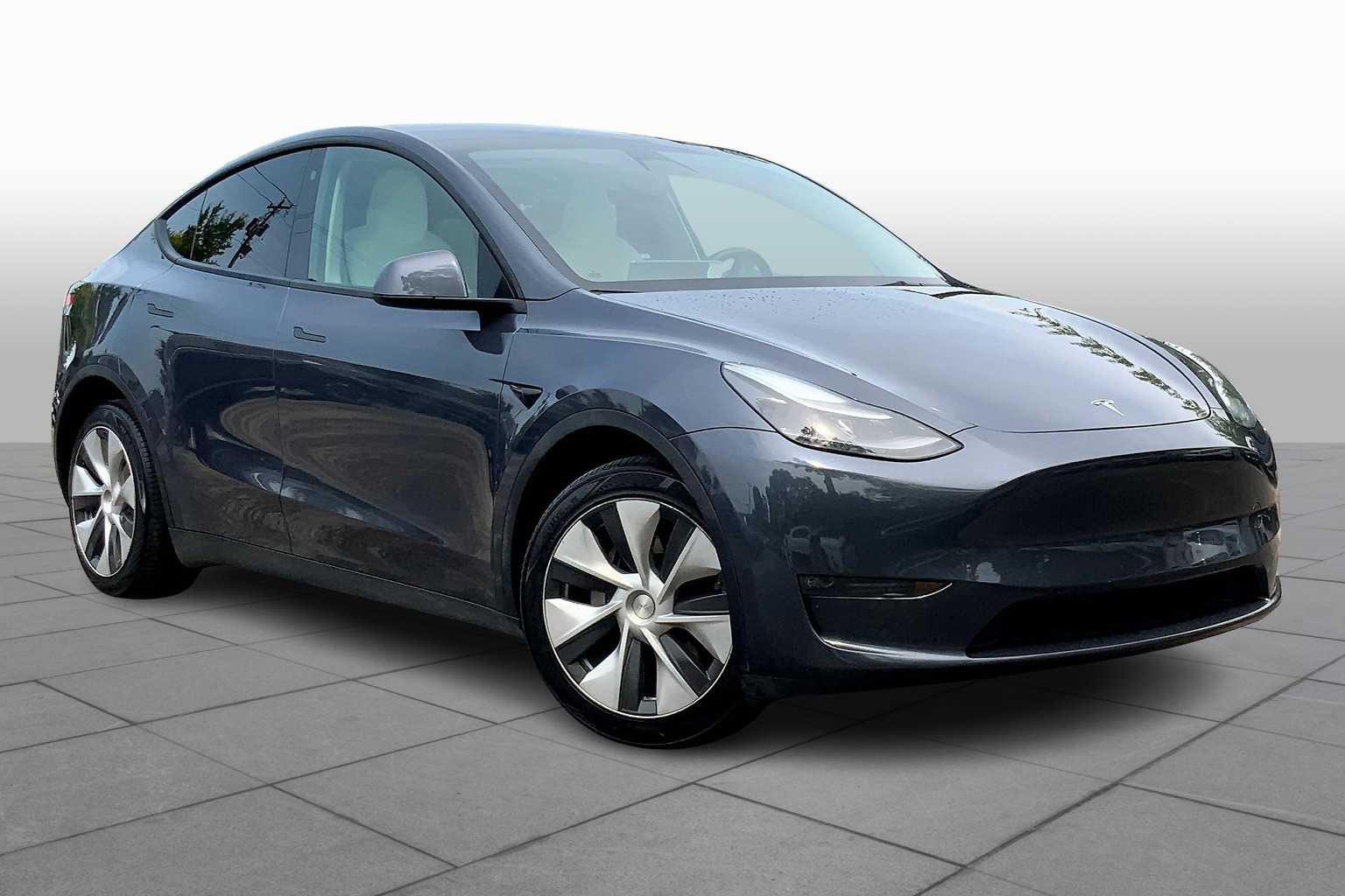 Used 2023 Tesla Model Y Long Range with VIN 7SAYGDEE5PF636714 for sale in Northfield, Minnesota