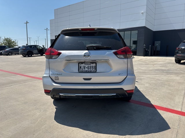 2017 Nissan Rogue SV photo 7