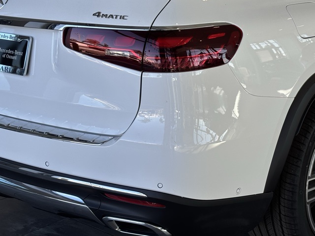 2026 Mercedes Benz GLS 450 4MATIC photo 4