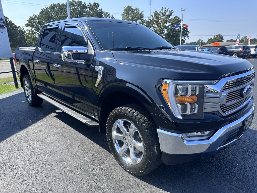2023 Ford F-150 XLT photo 28