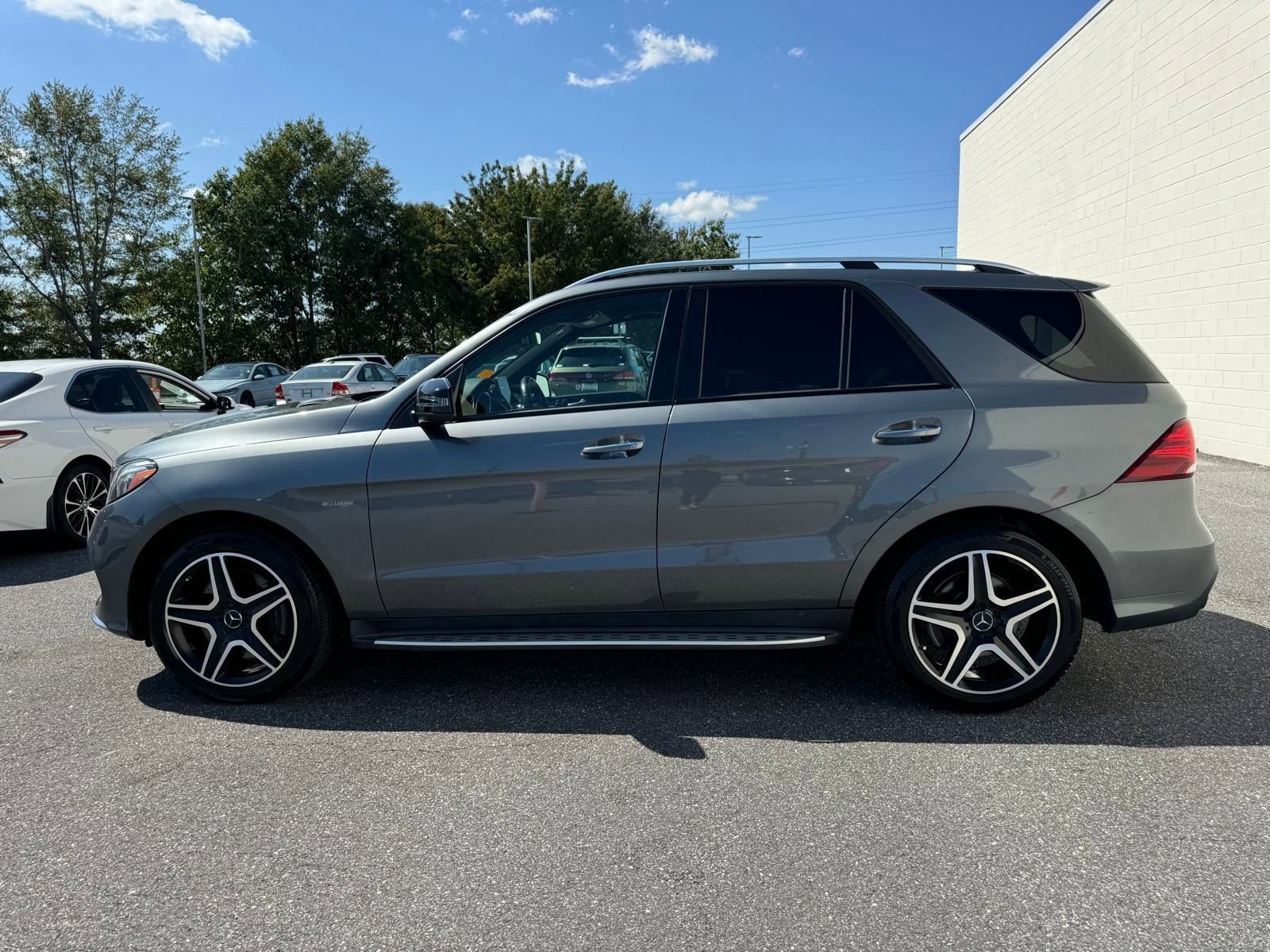 2017 Mercedes Benz GLE 43 AMG 4MATIC photo 10
