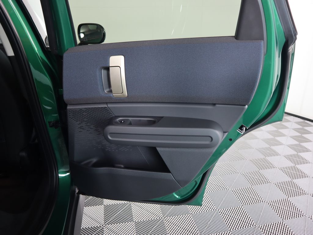 2025 Mini Countryman photo 25