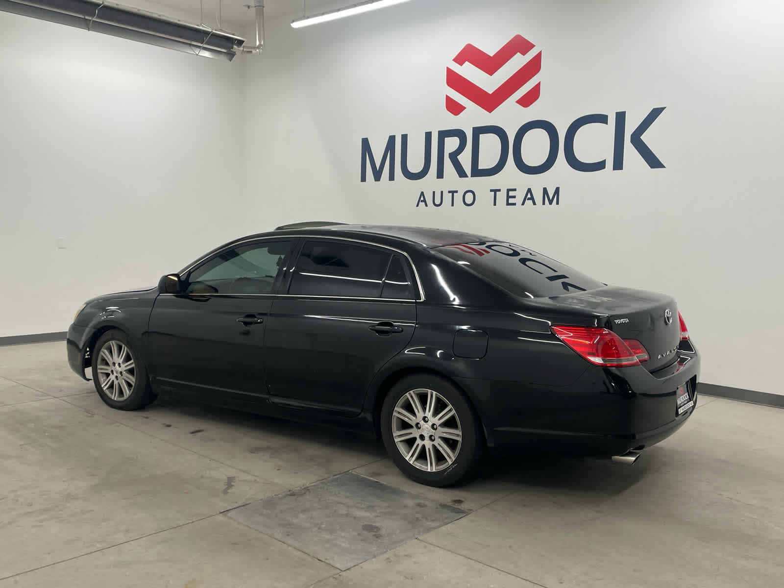 Used 2006 Toyota Avalon Limited with VIN 4T1BK36B36U087533 for sale in Logan, UT