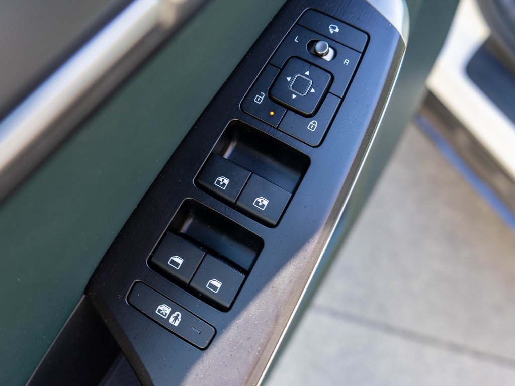 2025 Kia EV6 Wind photo 17
