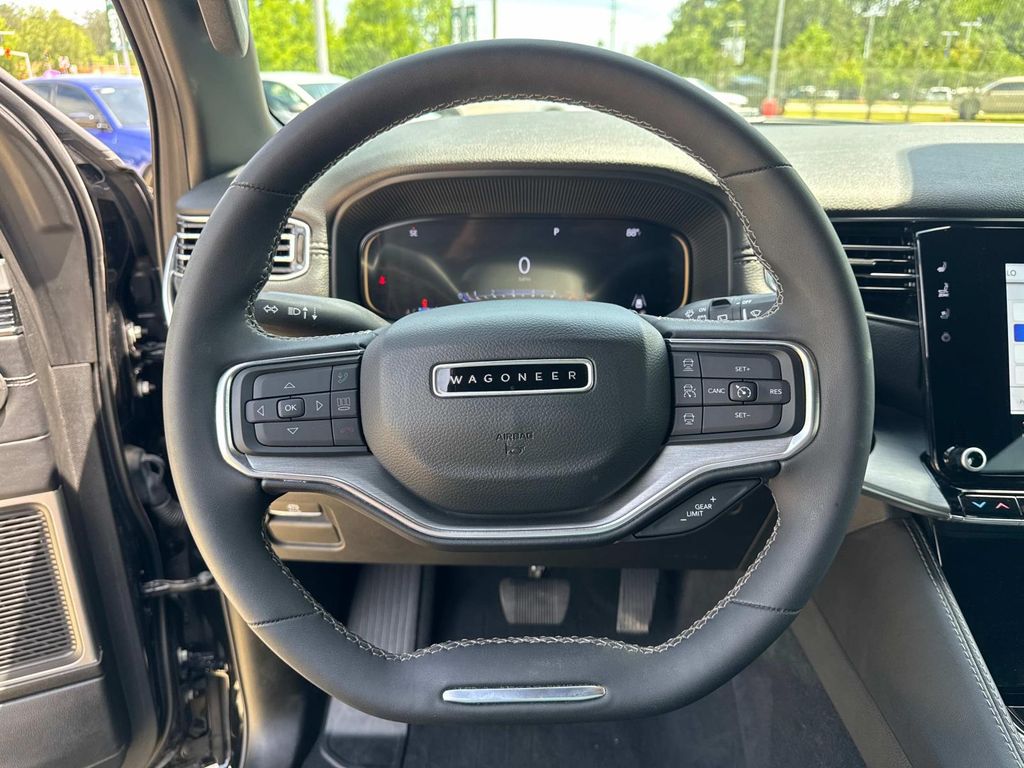 2023 Jeep Wagoneer Series II Carbide photo 20