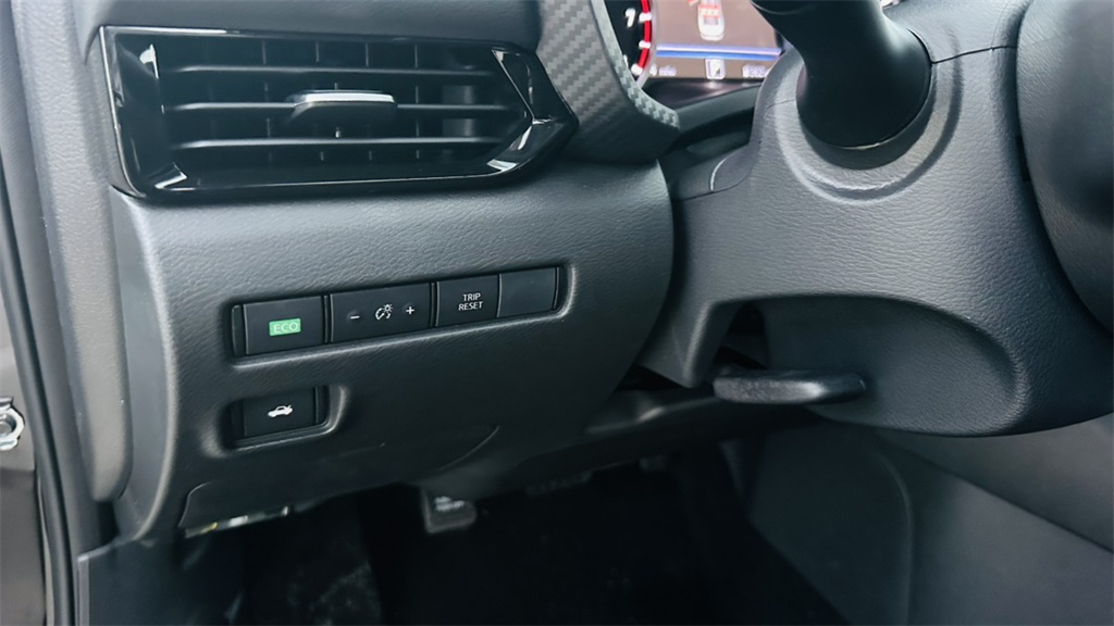 2025 Nissan Sentra SV photo 15