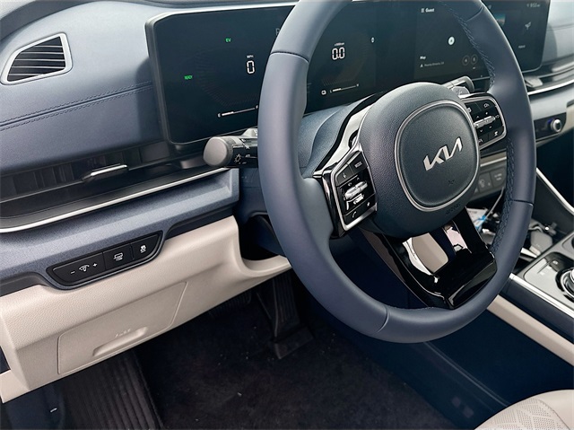 2026 Kia Carnival EX photo 8