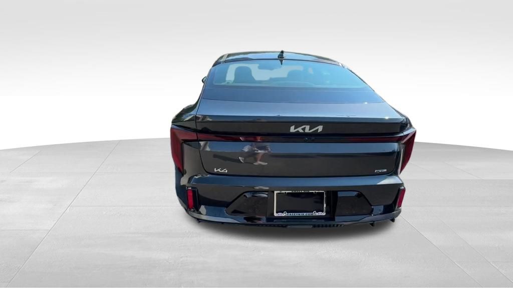 2025 Kia K4 GT-Line photo 5