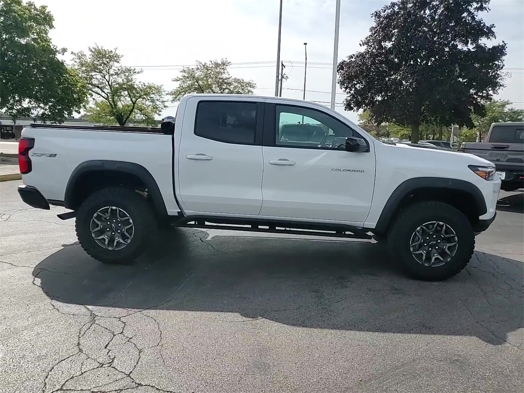 2025 Chevrolet Colorado ZR2 photo 6