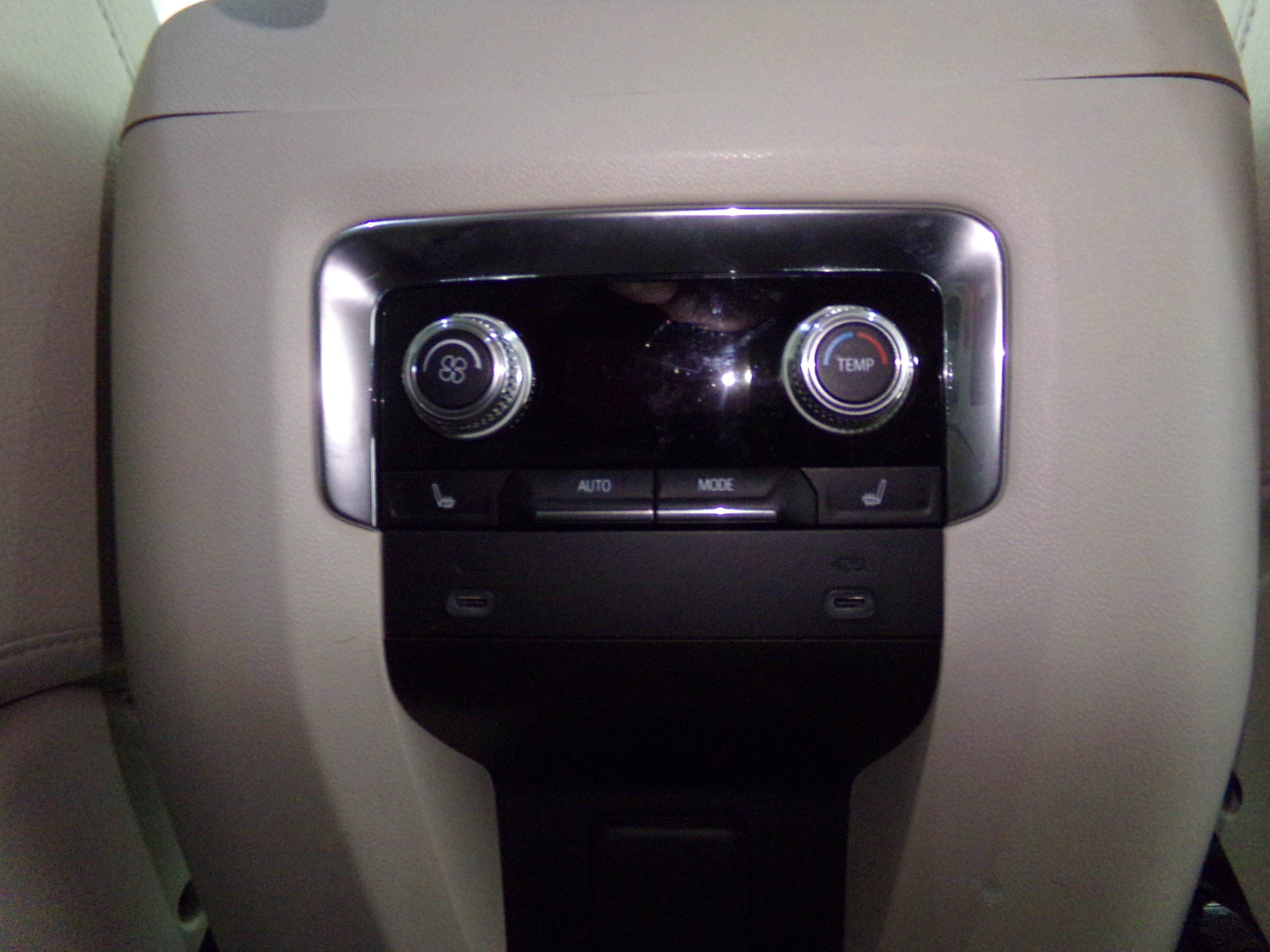 2022 Gmc Yukon Denali photo 10