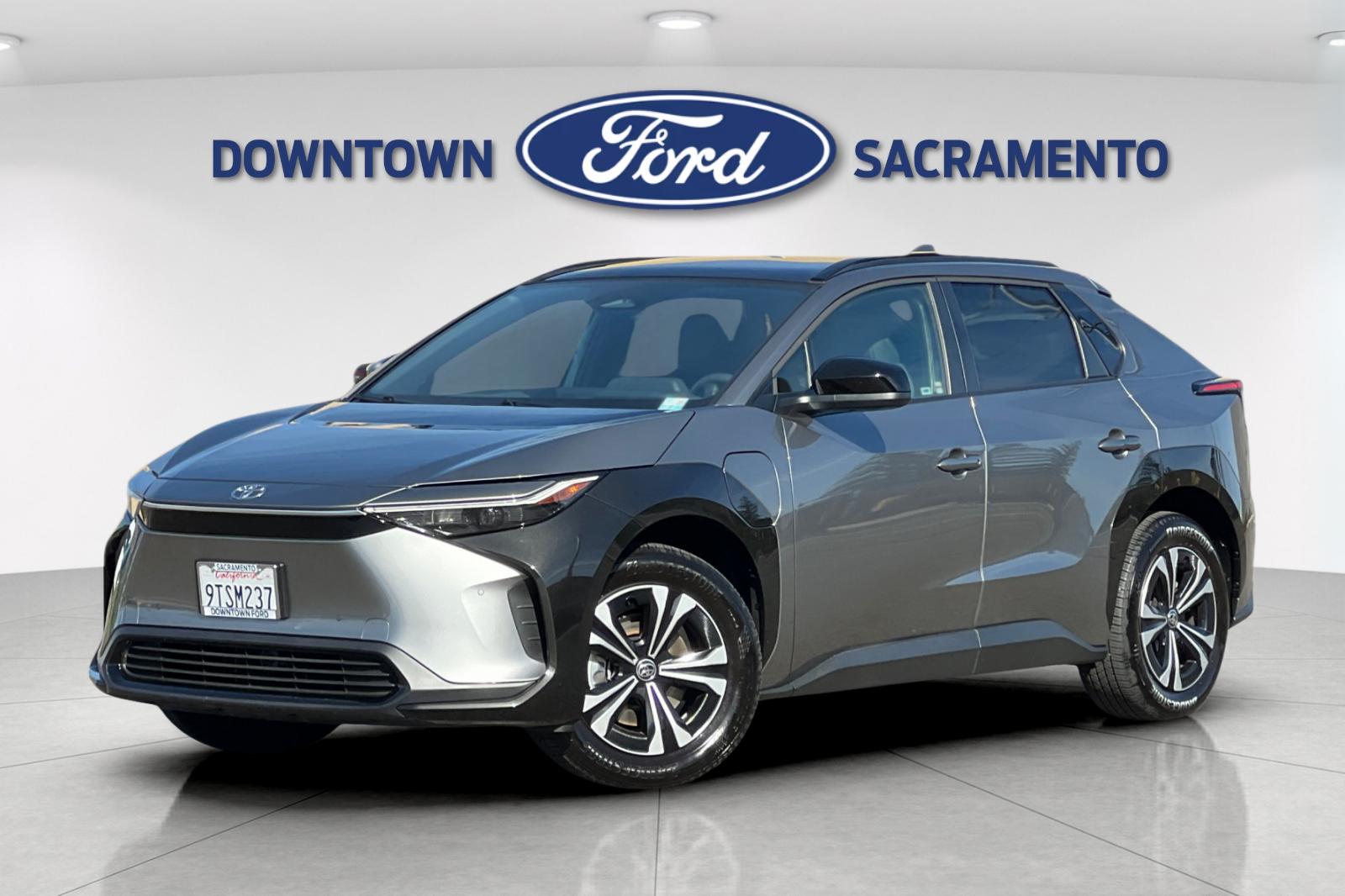 Used 2025 Toyota bZ4X XLE with VIN JTMAAAAAXSA068222 for sale in Sacramento, CA