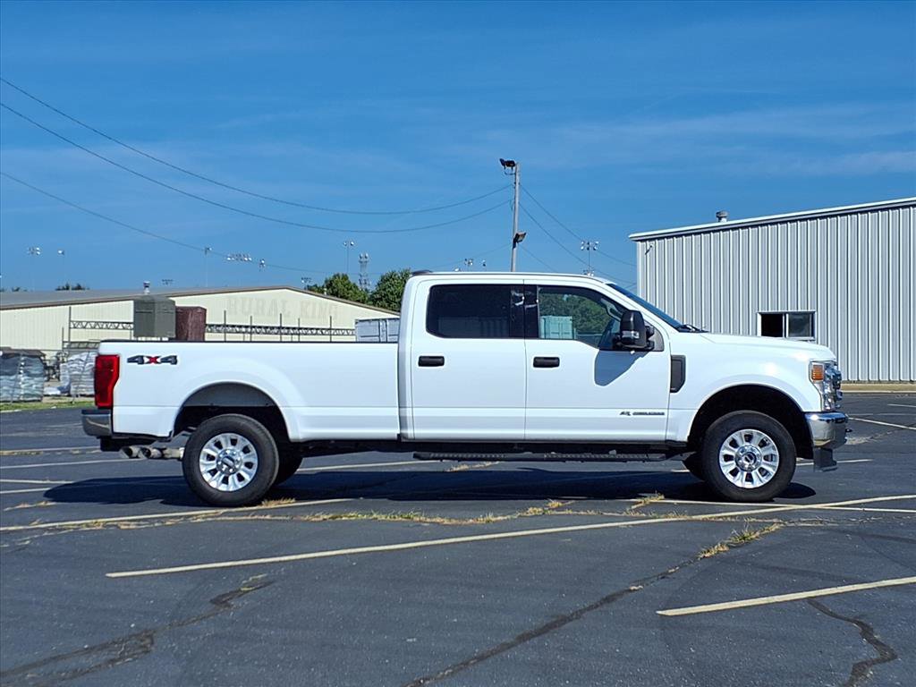 2022 Ford F-250 XLT photo 3