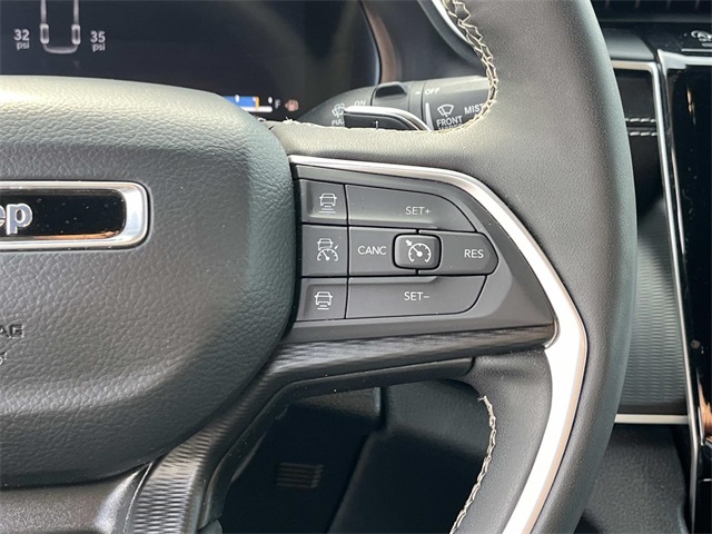 2024 Jeep Grand Cherokee Altitude photo 31