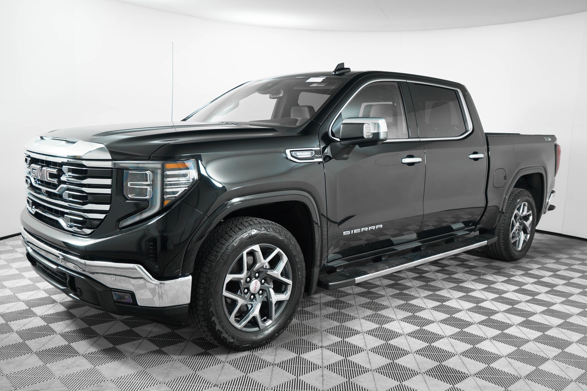 2023 Gmc Sierra 1500 SLT photo 3
