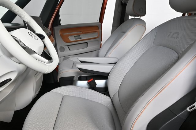 2025 Volkswagen ID. Buzz Pro Plus photo 5