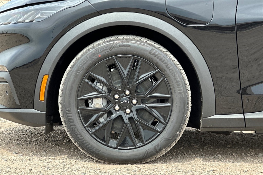 2025 Ford Mustang Mach-E Select photo 23