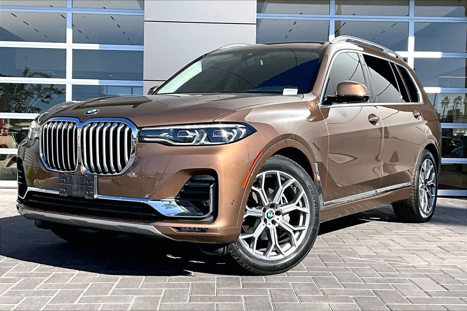 2020 BMW X7 40i's photo