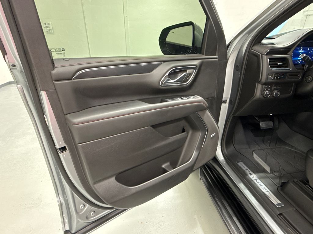 2024 Chevrolet Tahoe RST photo 11