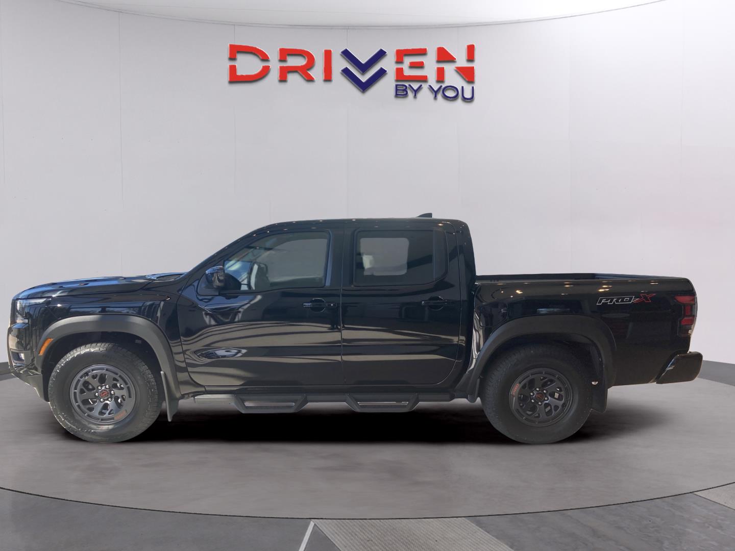 2026 Nissan Frontier PRO-X photo 2