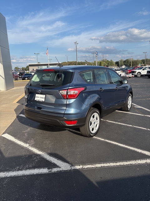 2018 Ford Escape S photo 2
